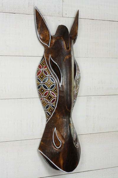 Safari Giraffe Wall Art – Hand Carved Wooden Mask with Tribal Dot Motif, Rustic Boho Decor