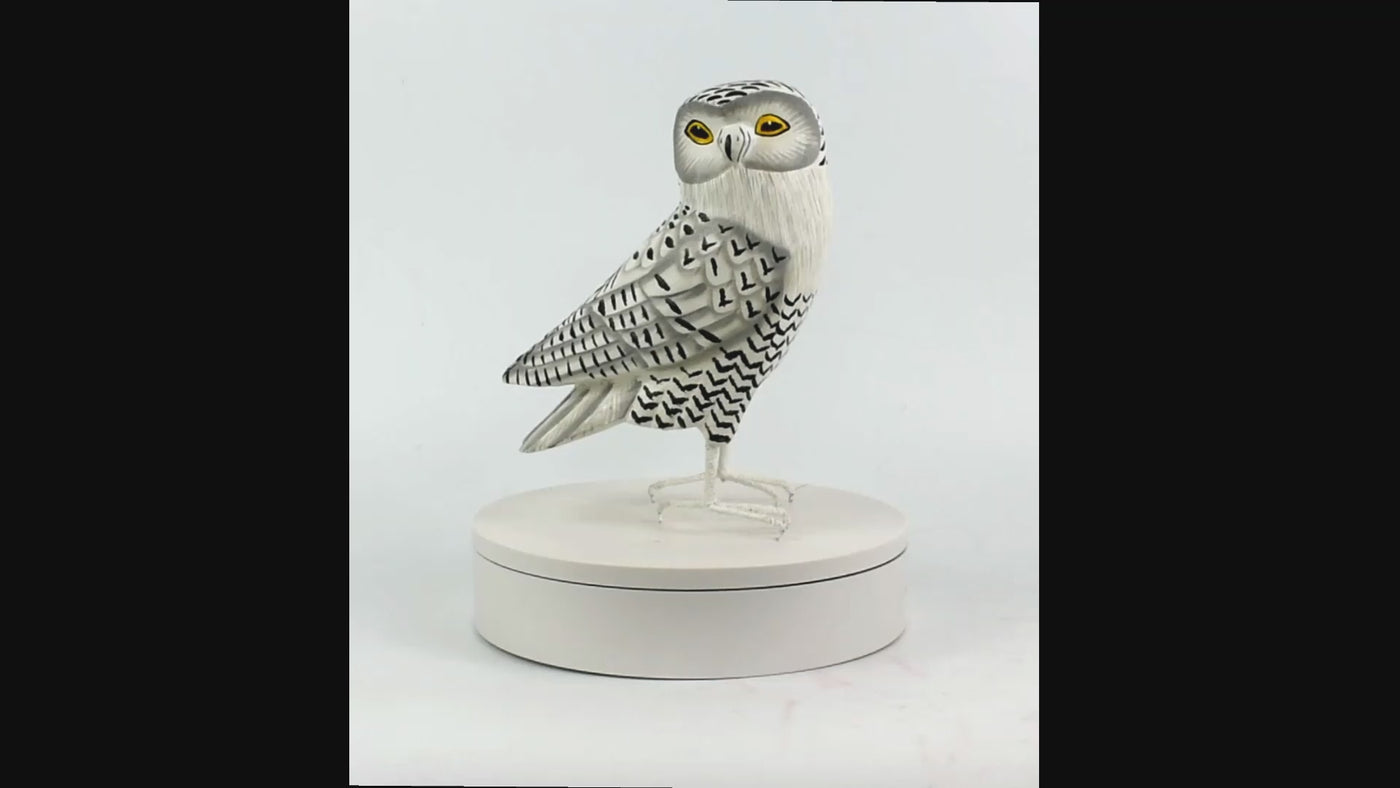 Wood Snowy Owl Figurine – Hand Carved Bird Sculpture, White Owl Wildlife Decor