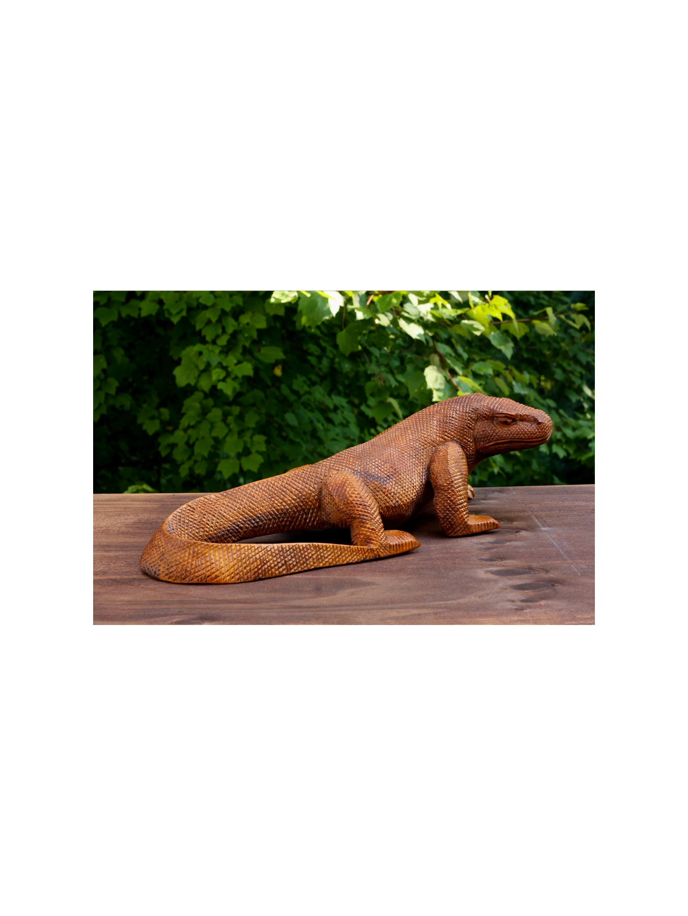 Wooden Hand Carved Komodo Dragon Sculpture Statue Handcrafted Gift Art Decorative Home Decor Figurine Artwork Reptile Decoration Handmade Wood