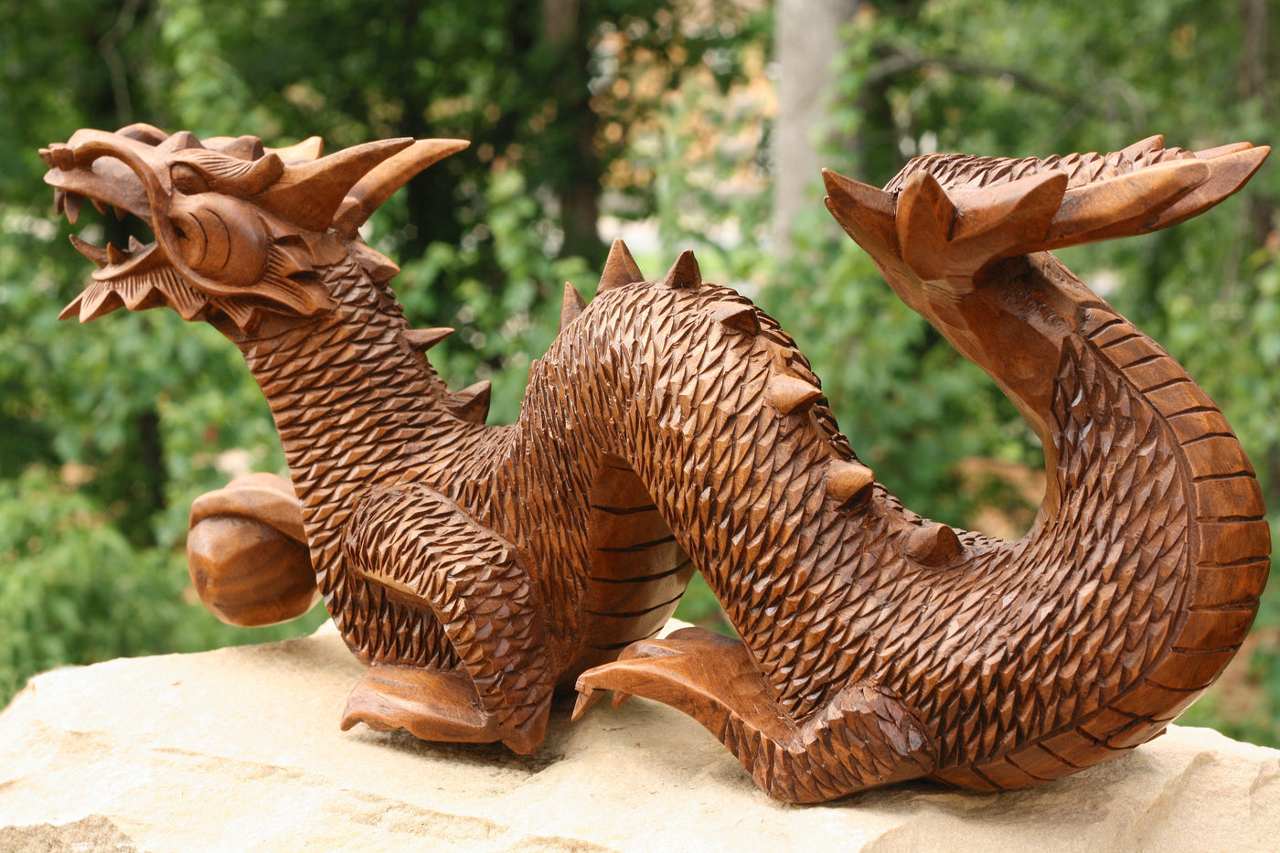 Wooden Crawling Dragon Handmade Sculpture Statue Handcrafted Gift Art Decorative Home Decor Figurine Accent Decoration Artwork Hand Carved